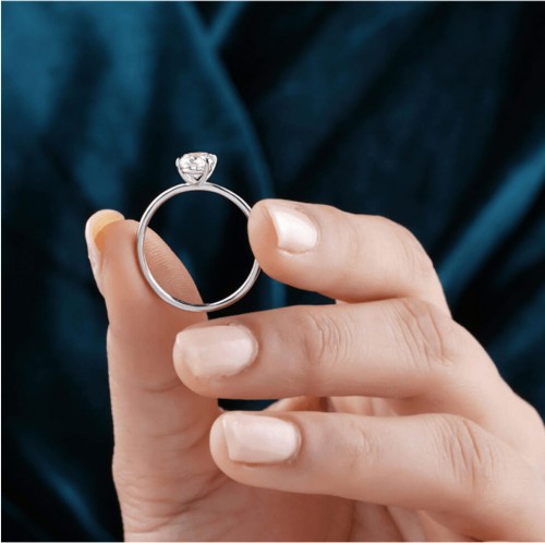 Zhenping County Luckin Jewelry Co., Ltd.