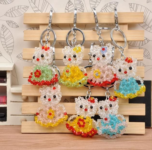 Cartoon keychain pendant for men and women, Korean keychain crystal car bag key accessories