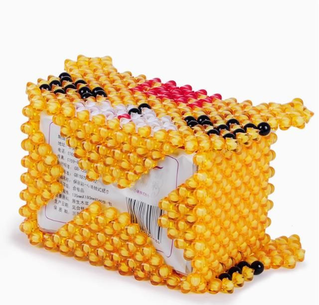 Creative bear, pig and tiger gradient hand-woven tissue box