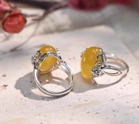 Natural high-end yellow agate chalcedony ring female live large egg-shaped sterling silver inlaid ring