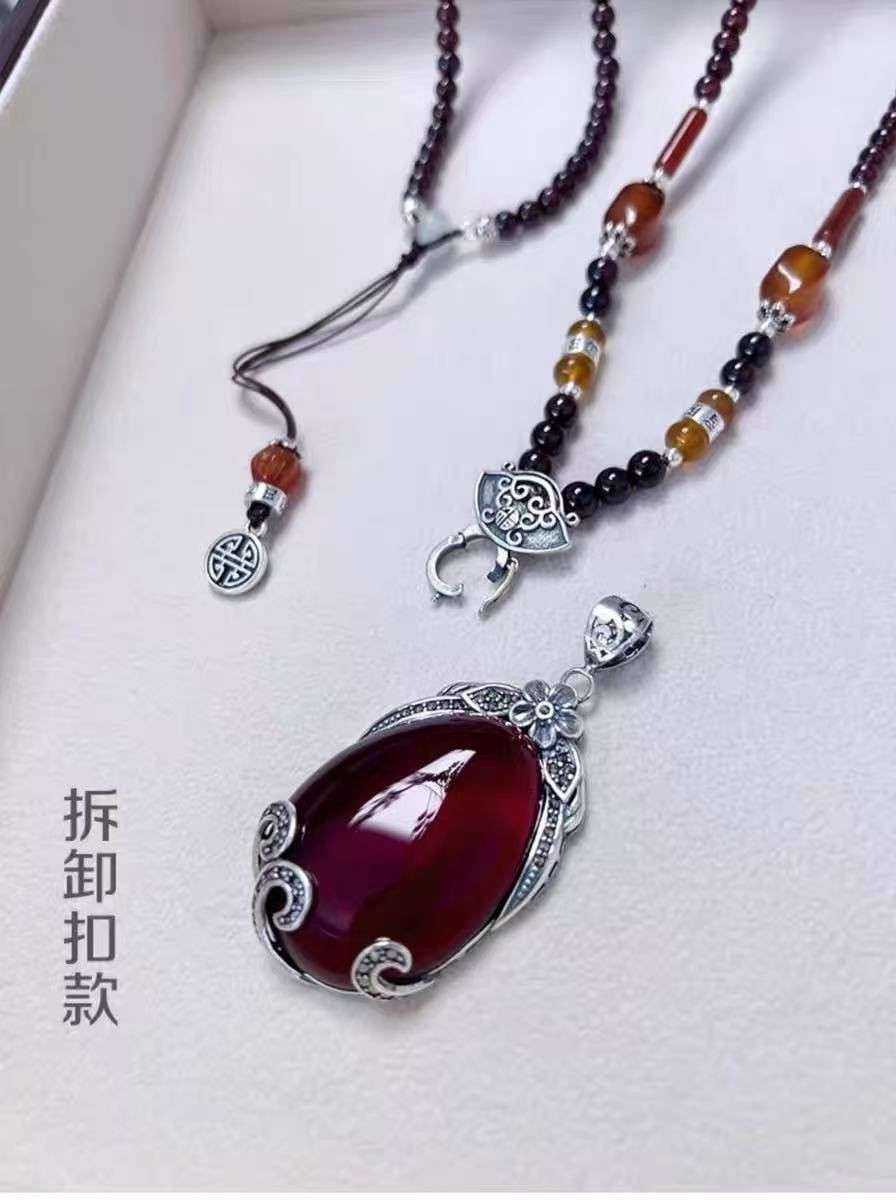 Natural garnet long sweater chain