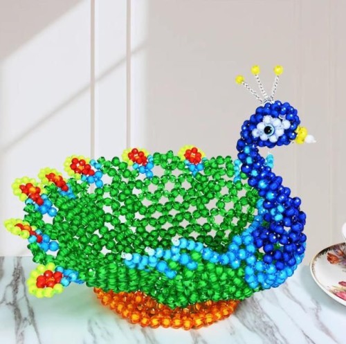 Creative peacock fruit plate, pure hand-woven fruit plate, storage ornament