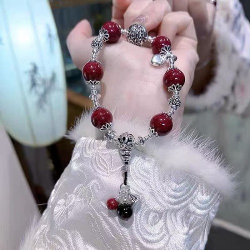 Original cinnabar Chinese style bracelet